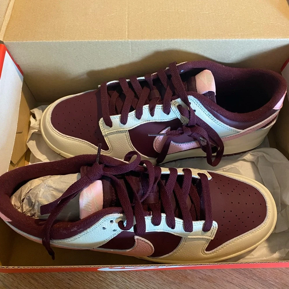 Dunks - Picture 3 of 9